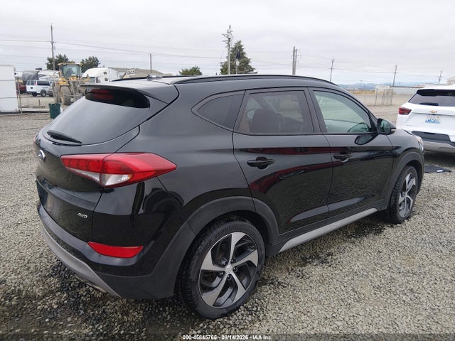 2017 Hyundai Tucson Value მანქანა იყიდება აუქციონზე, vin: KM8J3CA26HU571179, აუქციონის ნომერი: 45845765
