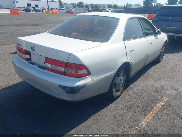 2001 Lexus Es 300 მანქანა იყიდება აუქციონზე, vin: JT8BF28GX10311441, აუქციონის ნომერი: 45845780