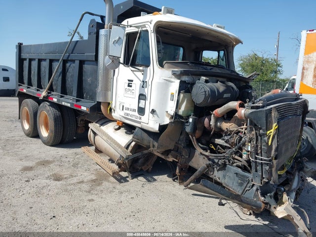Aukcja sprzedaży 2001 Mack 600 Ch600, vin: 1M1AA14YX1W141051, numer aukcji: 45845806