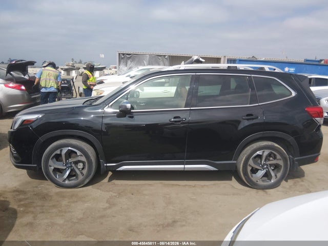 45845811 :رقم المزاد ، JF2SKARC4PH502125 vin ، 2023 Subaru Forester Touring مزاد بيع