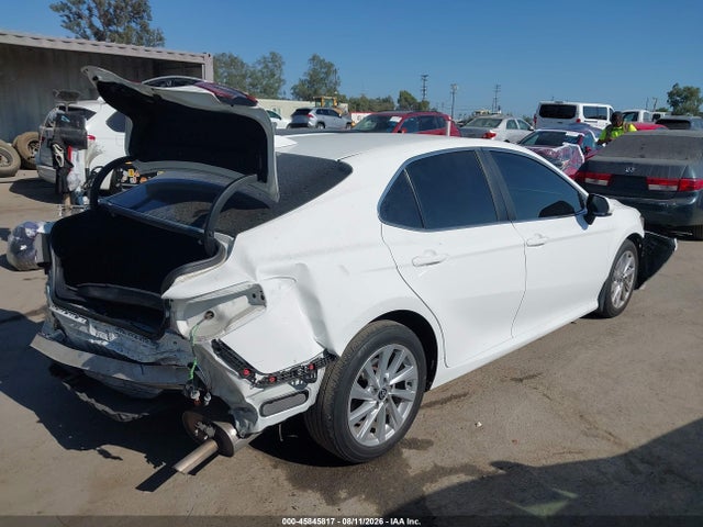 4T1C11AK9NU006939 Toyota CAMRY LE