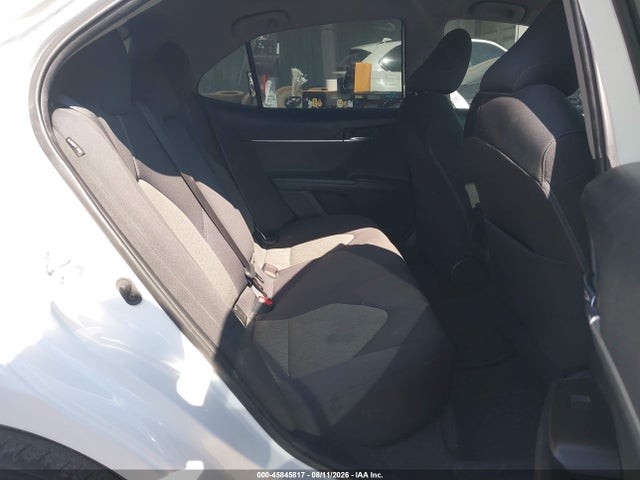 4T1C11AK9NU006939 Toyota CAMRY LE