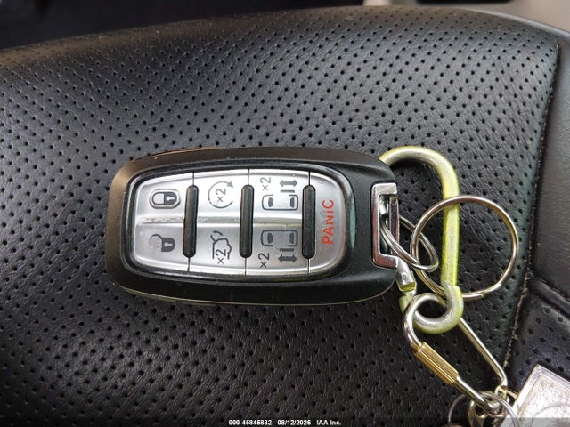 2020 Chrysler Pacifica Hybrid Limited მანქანა იყიდება აუქციონზე, vin: 2C4RC1N72LR190372, აუქციონის ნომერი: 45845832