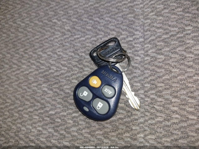 Продаж на аукціоні авто 2000 Honda Civic Lx, vin: 1HGEJ6675YL048650, номер лоту: 45845853