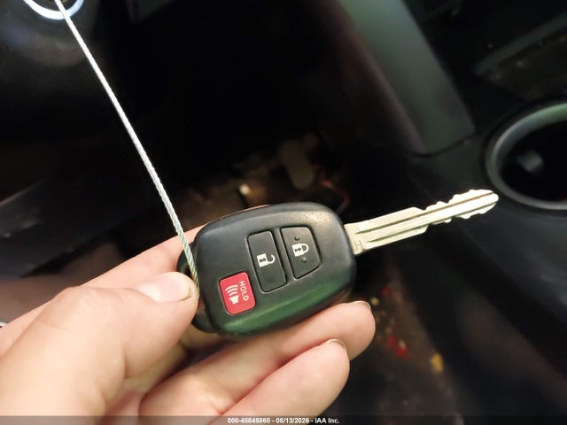 45845860 :رقم المزاد ، JTMBFREV3HJ160881 vin ، 2017 Toyota Rav4 Le مزاد بيع
