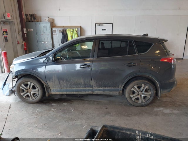 45845860 :رقم المزاد ، JTMBFREV3HJ160881 vin ، 2017 Toyota Rav4 Le مزاد بيع