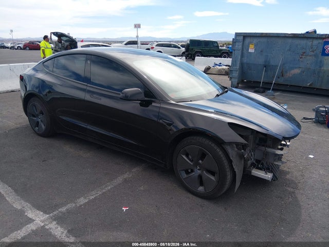 45845900 :رقم المزاد ، 5YJ3E1EB2NF186924 vin ، 2022 Tesla Model 3 Long Range Dual Motor All-wheel Drive مزاد بيع
