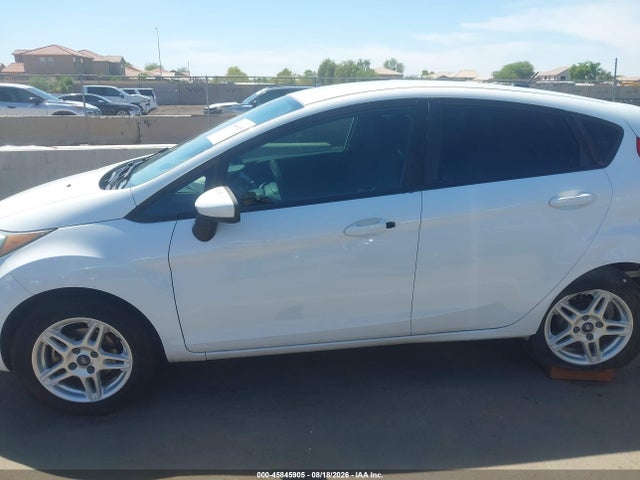 45845905 :رقم المزاد ، 3FADP4EJ1HM104257 vin ، 2017 Ford Fiesta Se مزاد بيع