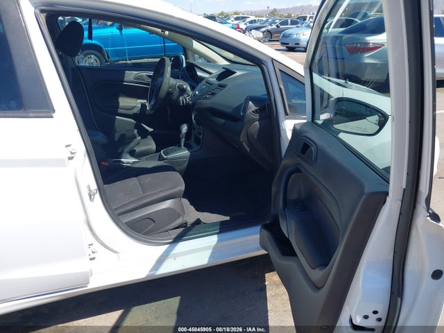 45845905 :رقم المزاد ، 3FADP4EJ1HM104257 vin ، 2017 Ford Fiesta Se مزاد بيع