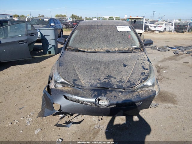 Toyota Prius Two Eco 2018 JTDKARFU8J3548526 Image 13