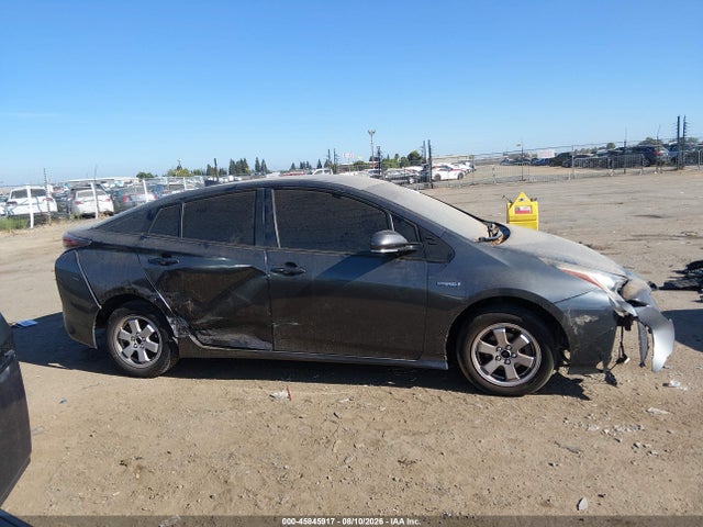 Toyota Prius Two Eco 2018 JTDKARFU8J3548526 Image 14