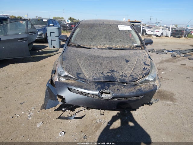 Toyota Prius Two Eco 2018 JTDKARFU8J3548526 Image 6