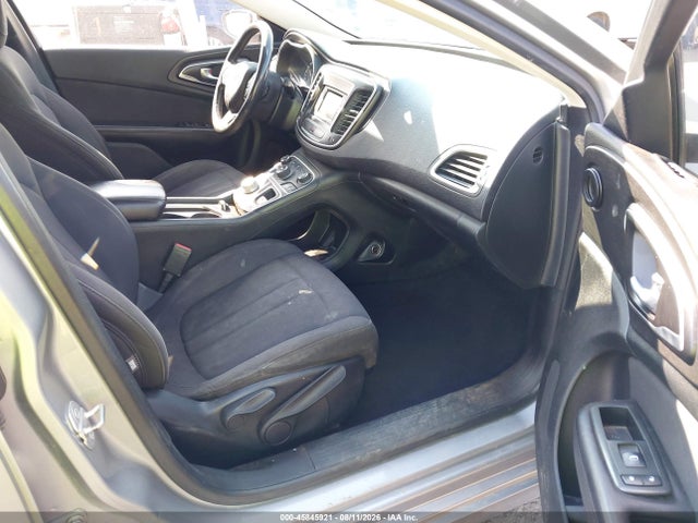 Auction sale of the 2015 Chrysler 200 Limited, vin: 1C3CCCAB2FN660272, lot number: 45845921