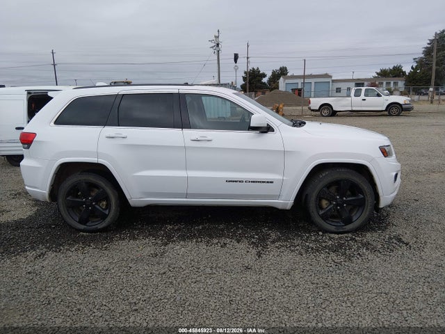 1C4RJFAG7EC482779 Jeep Grand Cherokee Altitude