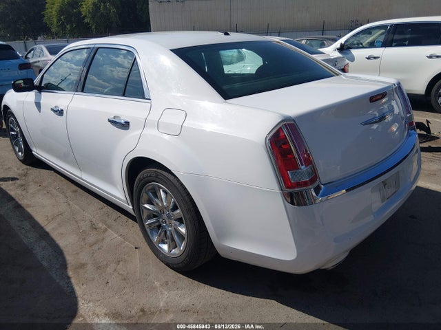 Chrysler 300C 2014 2C3CCAEG2EH252825 Image 3