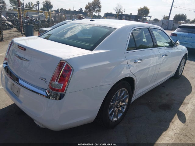 Chrysler 300C 2014 2C3CCAEG2EH252825 Image 4