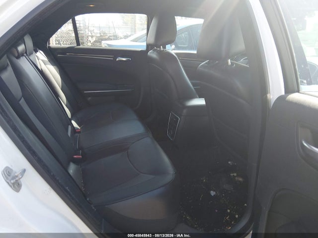 Chrysler 300C 2014 2C3CCAEG2EH252825 Image 8