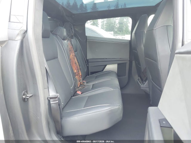 7G2CEHED5SA060833 Tesla Cybertruck All-wheel Drive