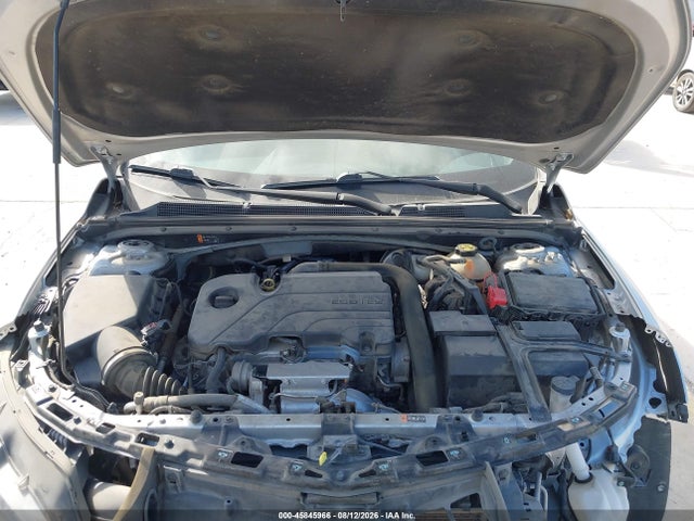 1G1ZD5ST3NF172973 Chevrolet Malibu Fwd Lt