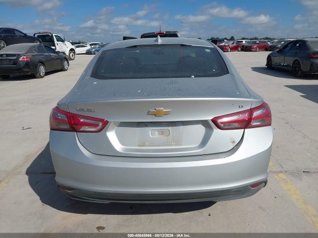 1G1ZD5ST3NF172973 Chevrolet Malibu Fwd Lt