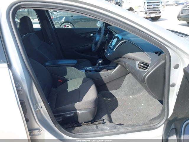 1G1ZD5ST3NF172973 Chevrolet Malibu Fwd Lt