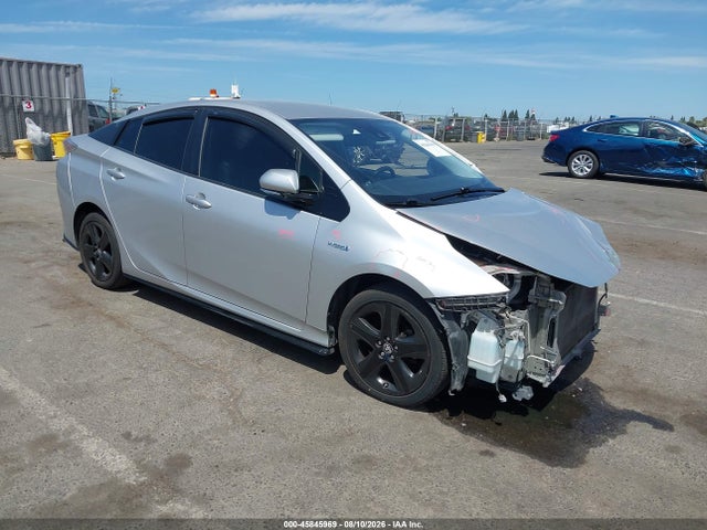Toyota Prius Four Touring 2017 JTDKARFU7H3536720 головне зображення