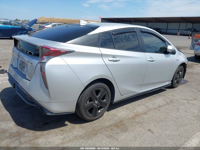 Toyota Prius Four Touring 2017 JTDKARFU7H3536720 Image 4