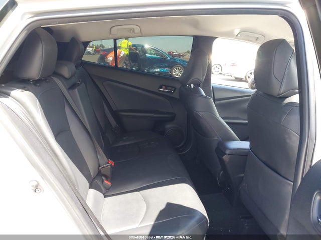 Toyota Prius Four Touring 2017 JTDKARFU7H3536720 Image 8