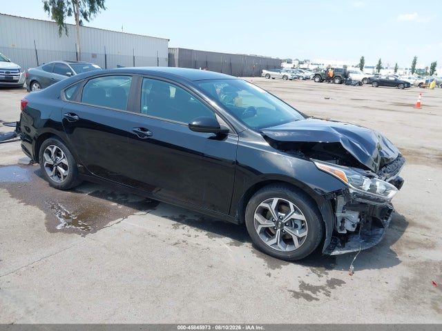 2020 Kia Forte Lxs მანქანა იყიდება აუქციონზე, vin: 3KPF24ADXLE242996, აუქციონის ნომერი: 45845973
