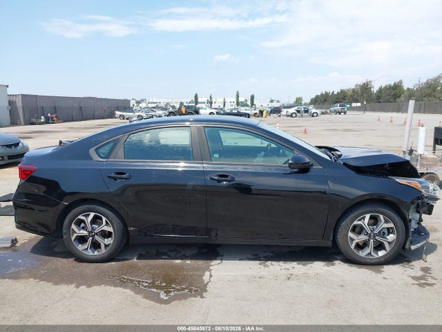 2020 Kia Forte Lxs მანქანა იყიდება აუქციონზე, vin: 3KPF24ADXLE242996, აუქციონის ნომერი: 45845973