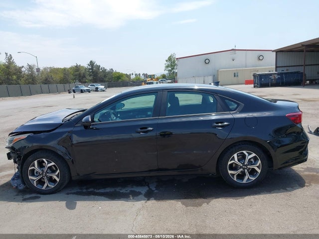 2020 Kia Forte Lxs მანქანა იყიდება აუქციონზე, vin: 3KPF24ADXLE242996, აუქციონის ნომერი: 45845973
