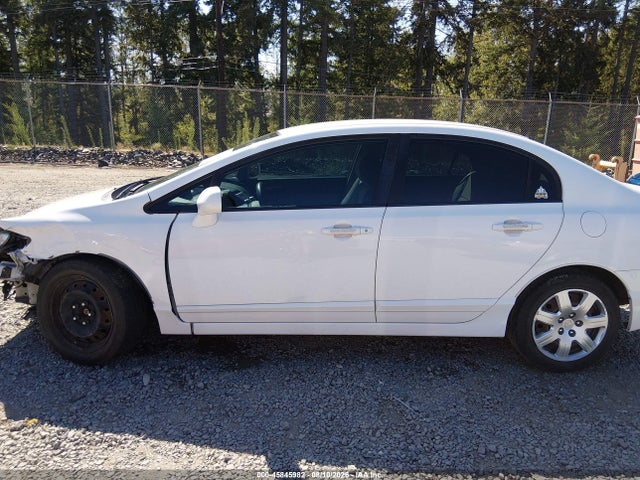 45845982 :رقم المزاد ، 19XFA1F52AE015429 vin ، 2010 Honda Civic Lx مزاد بيع