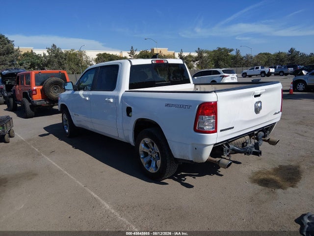 1C6SRFFT3NN444204 RAM 1500 Big Horn 4x4 5&#039;7 Box