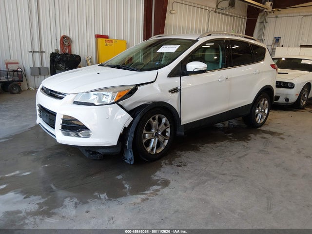 1FMCU9J9XGUC30663 Ford Escape Titanium