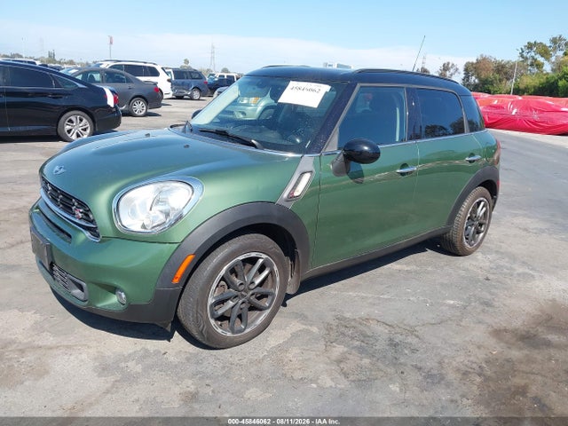 Mini Countryman Cooper S 2015 WMWZC3C50FWT05704 Image 2