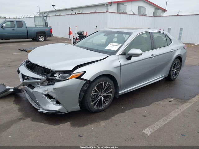 Toyota CAMRY SE 2018 JTNB11HK1J3020514 Image 2