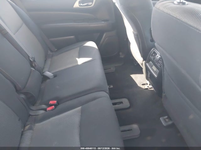 Nissan Pathfinder S 2018 5N1DR2MN7JC637701 Image 8