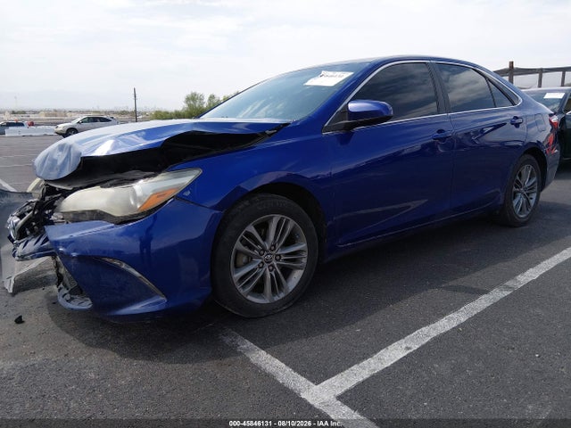 45846131 :رقم المزاد ، 4T1BF1FK0FU921346 vin ، 2015 Toyota Camry Se مزاد بيع