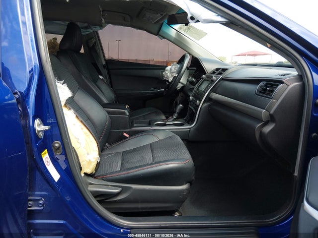 45846131 :رقم المزاد ، 4T1BF1FK0FU921346 vin ، 2015 Toyota Camry Se مزاد بيع