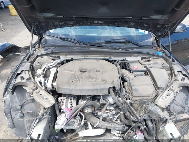 45846142 :رقم المزاد ، LVY982MK0JP039101 vin ، 2018 Volvo S90 T5 Momentum مزاد بيع