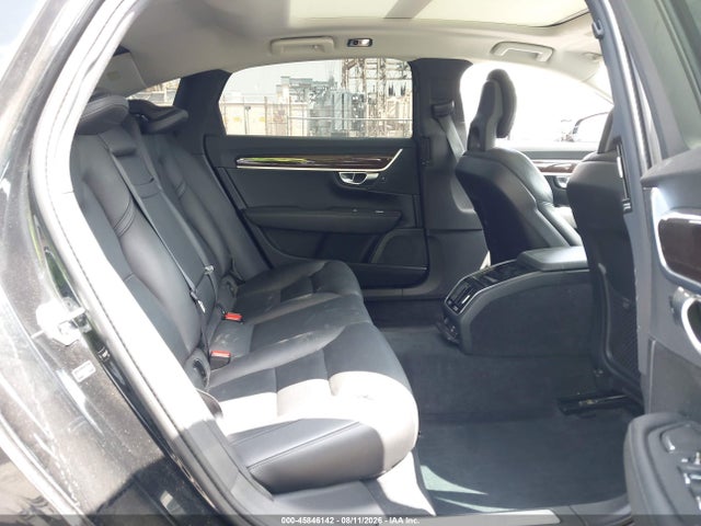 45846142 :رقم المزاد ، LVY982MK0JP039101 vin ، 2018 Volvo S90 T5 Momentum مزاد بيع