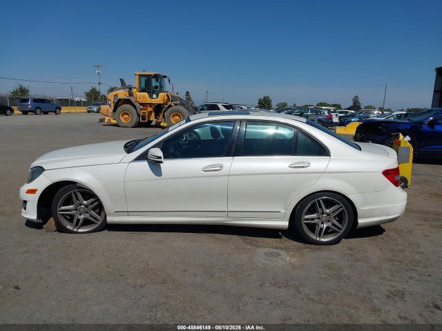 WDDGF4HB8EG241660 Mercedes-Benz C 250 Sport