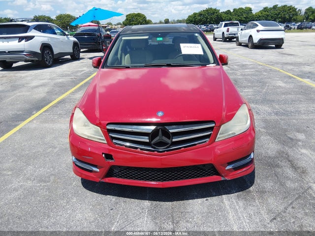 2014 Mercedes-benz C 250 Sport მანქანა იყიდება აუქციონზე, vin: WDDGF4HB8EG210215, აუქციონის ნომერი: 45846161