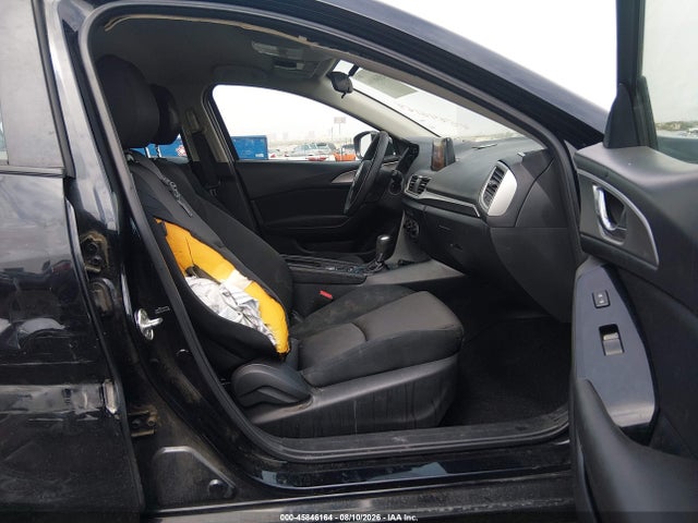 Mazda Mazda3 Sport 2018 3MZBN1U73JM243885 Image 5