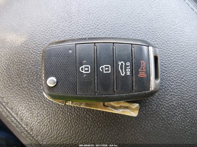 KIA Optima Lx 2016 5XXGT4L30GG090746 Image 11