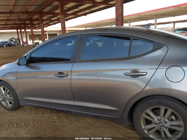 5NPD84LF0JH248528 Hyundai ELANTRA SEL