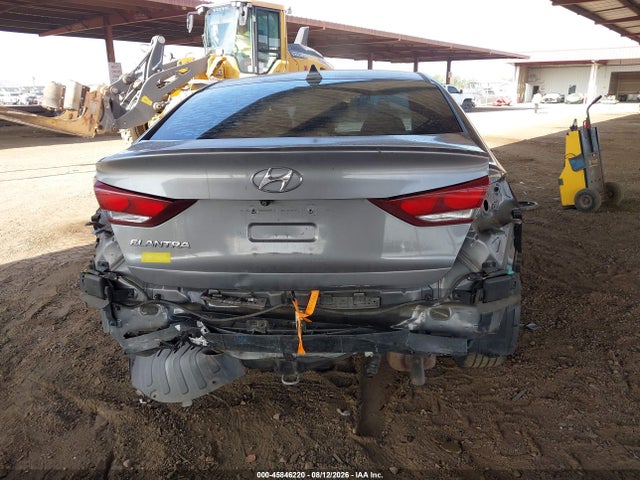 5NPD84LF0JH248528 Hyundai ELANTRA SEL