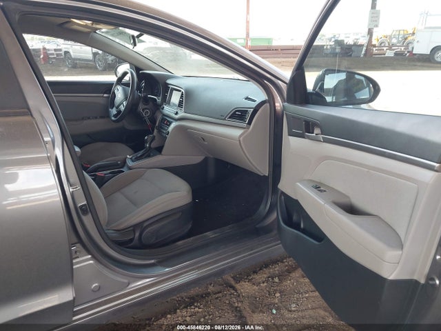 5NPD84LF0JH248528 Hyundai ELANTRA SEL