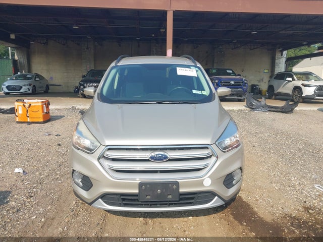 Продаж на аукціоні авто 2018 Ford Escape Se, vin: 1FMCU9GD7JUB02707, номер лоту: 45846221