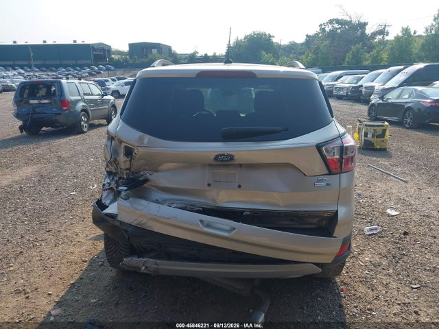 Продаж на аукціоні авто 2018 Ford Escape Se, vin: 1FMCU9GD7JUB02707, номер лоту: 45846221